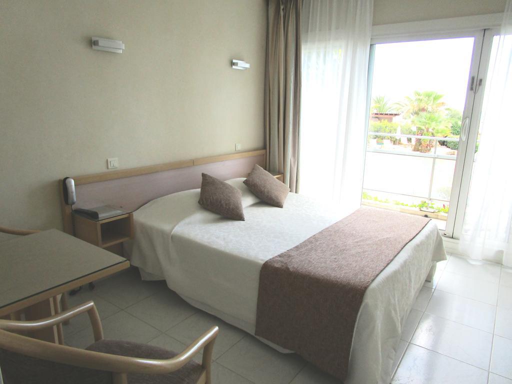 Hotel Azur Bord De Mer La Grande-Motte Esterno foto